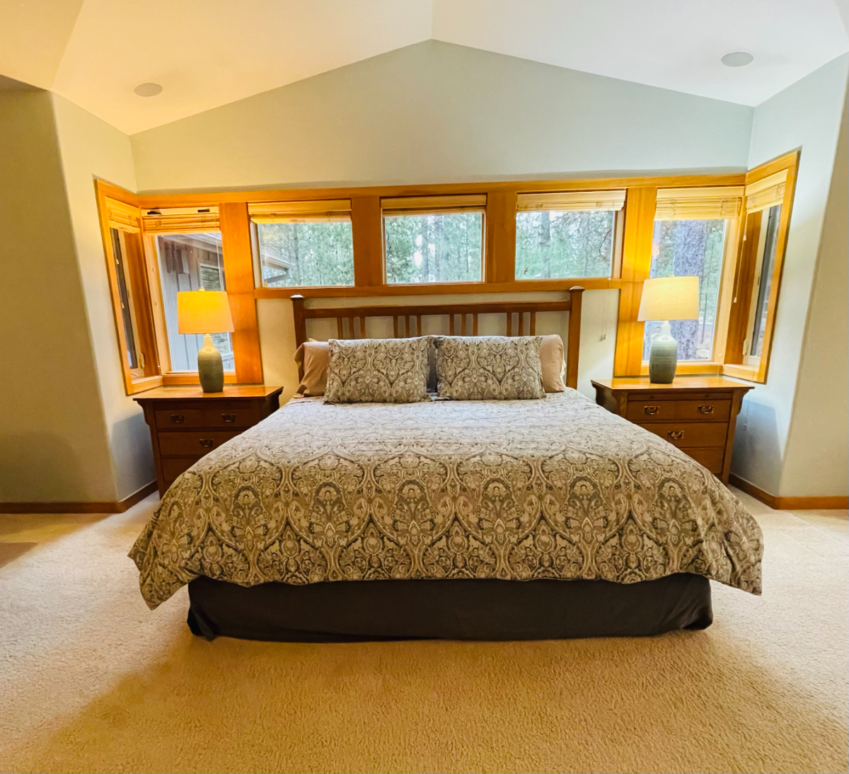 Maser Suite with living space - Photo 3