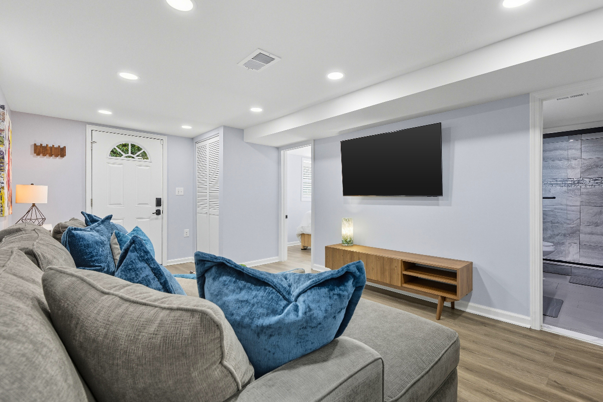 Beautiful SW DC Apartment - Photo 4