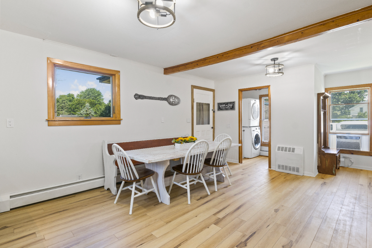 Renovated, Pet-Friendly 4 bed 1.5 bath Home in Palmyra Village - Photo 1