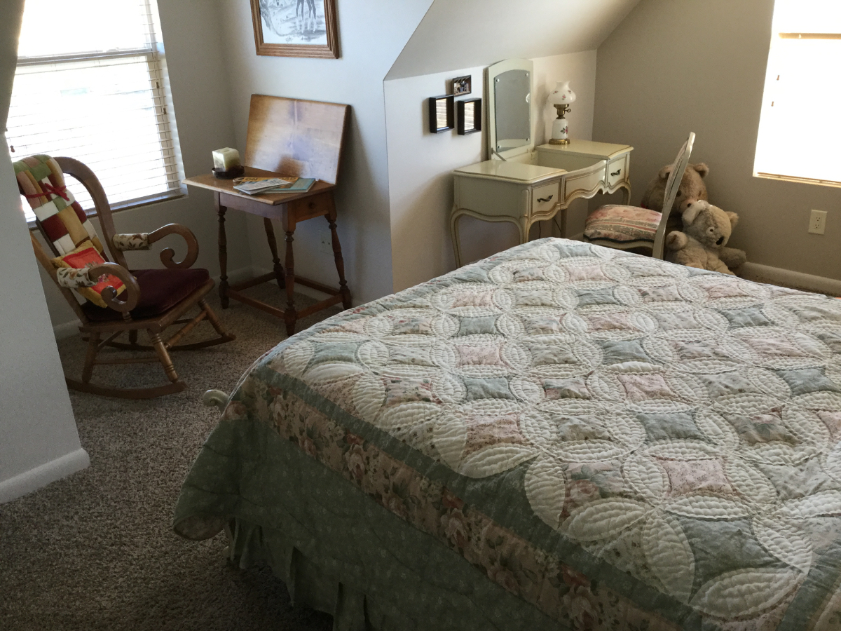 Carriage house by the Big Horn Mountains. - Photo 1