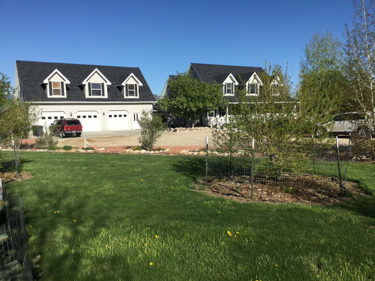 Carriage house by the Big Horn Mountains. - Photo 7