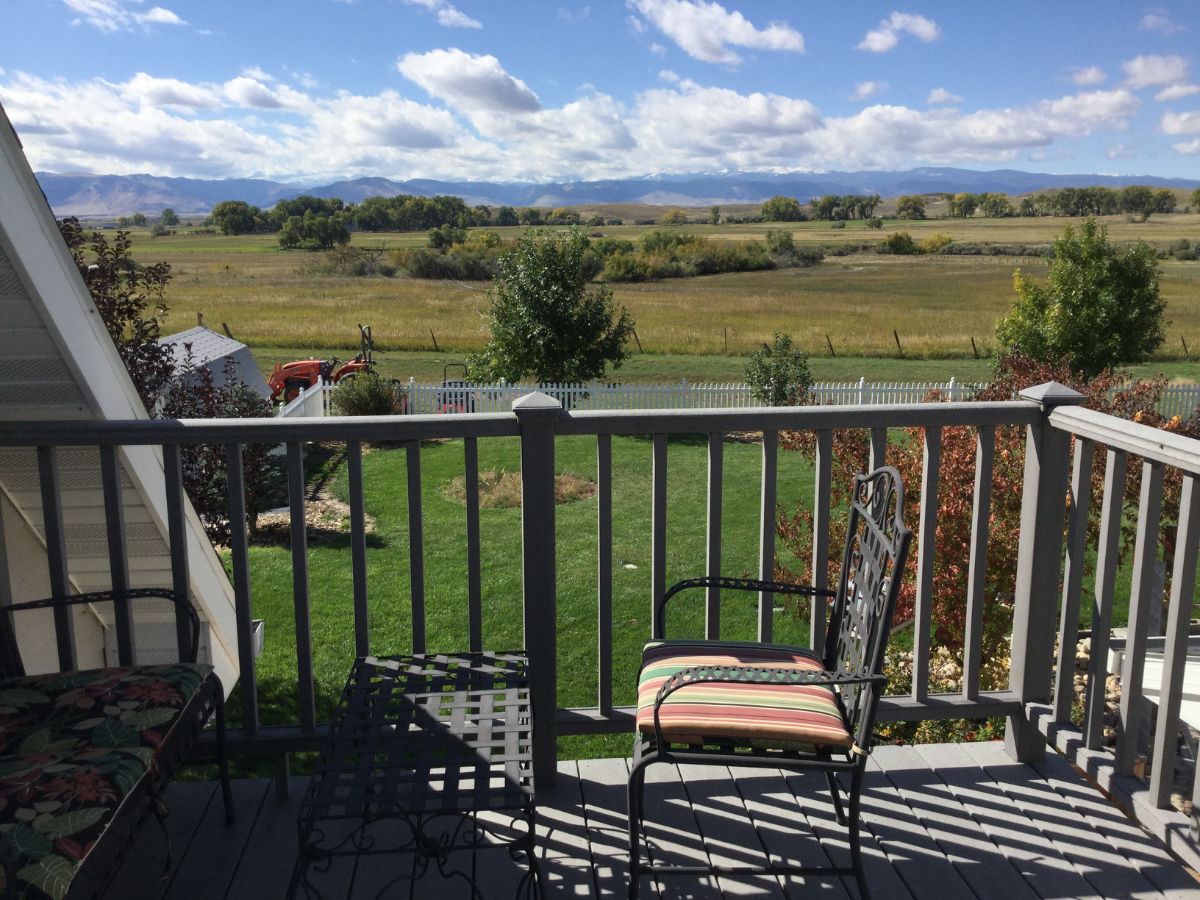 Carriage house by the Big Horn Mountains. - Photo 12