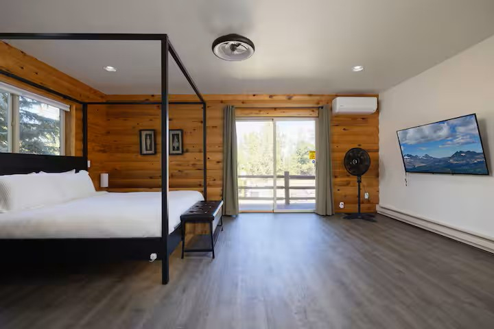 Modern Furnished Cabin with 3 bedrooms on large plot of land. - Photo 4
