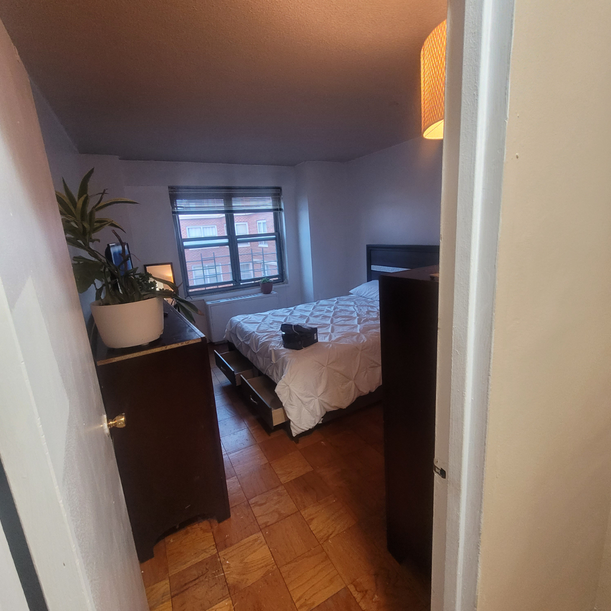 One bedroom in Queens - Photo 8