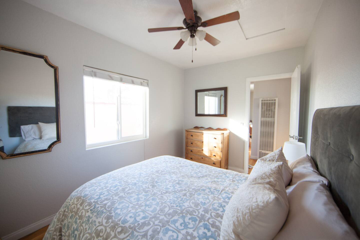 A bright, private 2nd-floor apartment in a quiet North Park duplex - Photo 6