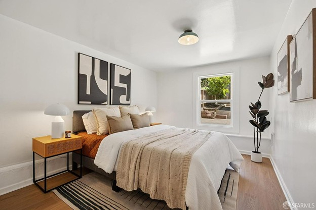 Three Rooms , Two Baths and Garage - Photo 4