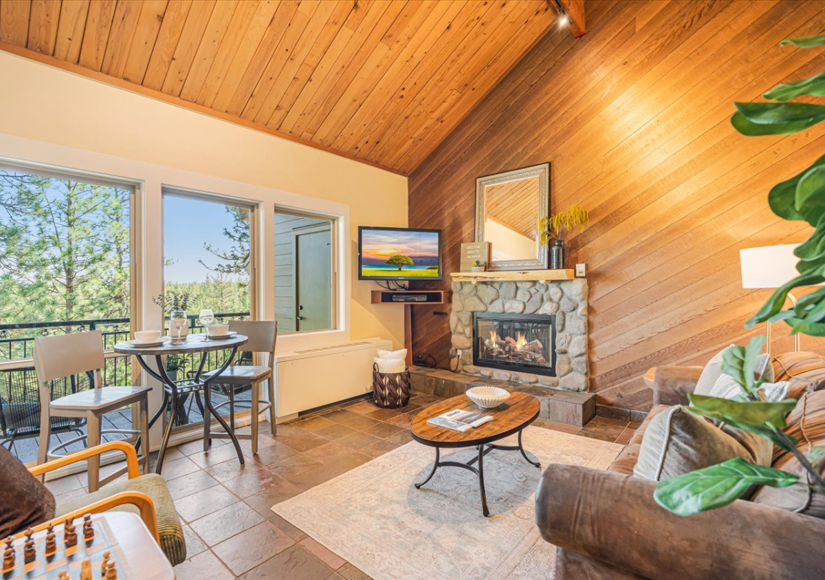 Treetop Retreat w/ Resort Amenities (2bd/2bth condo) - Photo 5