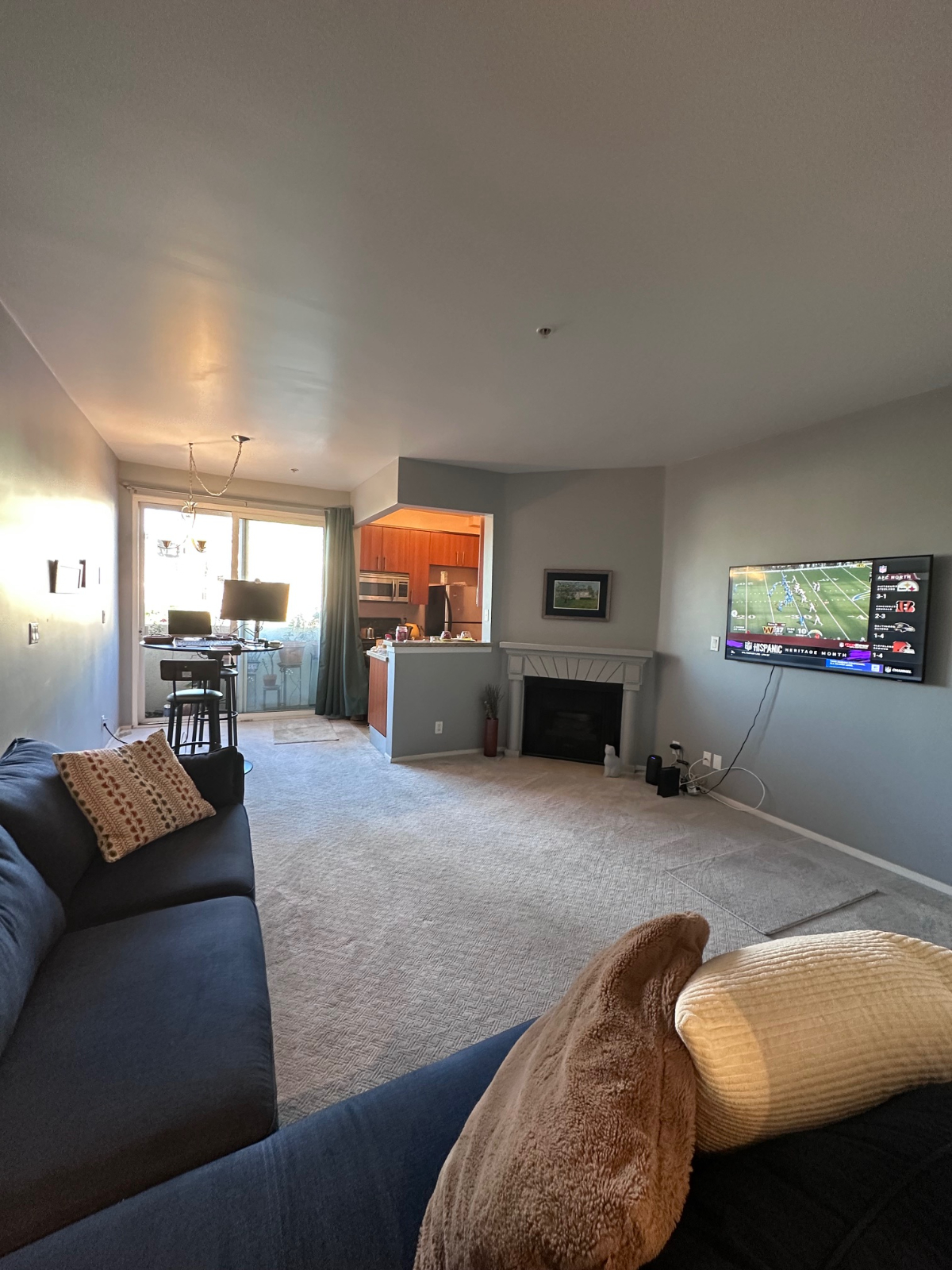Inviting, Fully Furnished Studio Retreat w/ Balcony, Outdoor Perks & Utilities Included - Near Hospitals and Parks - Photo 5