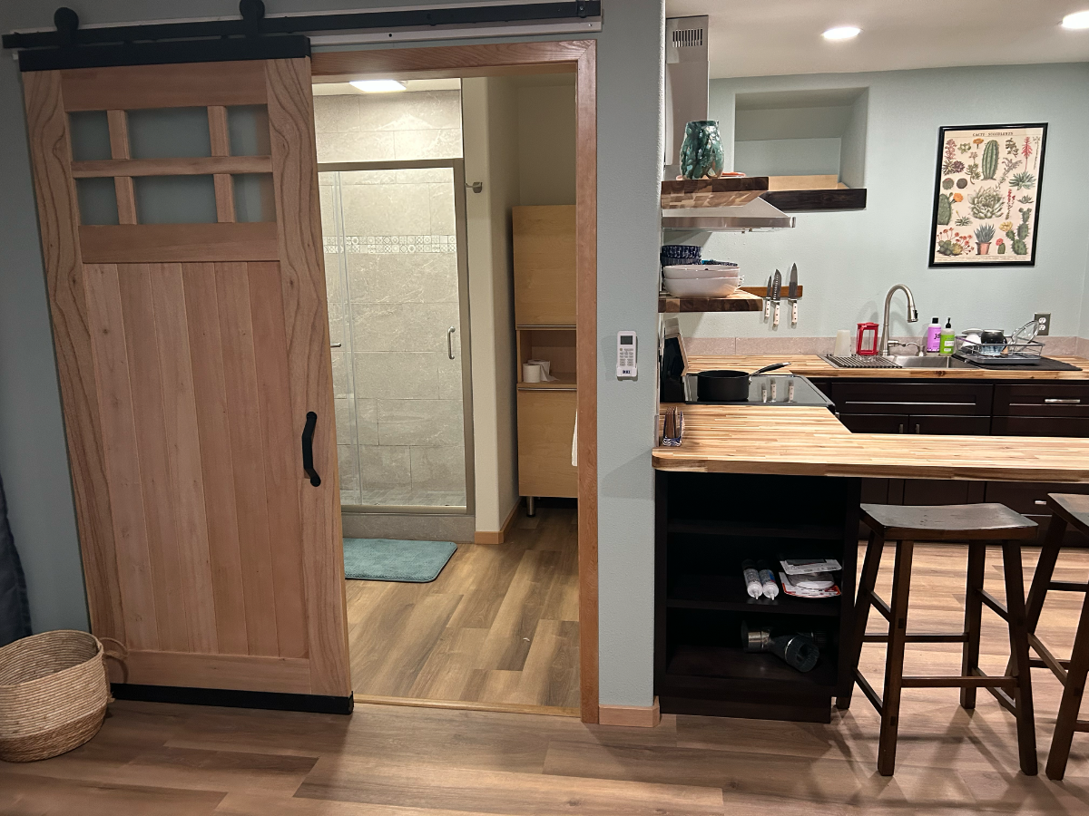 New Studio Apartment - Photo 4