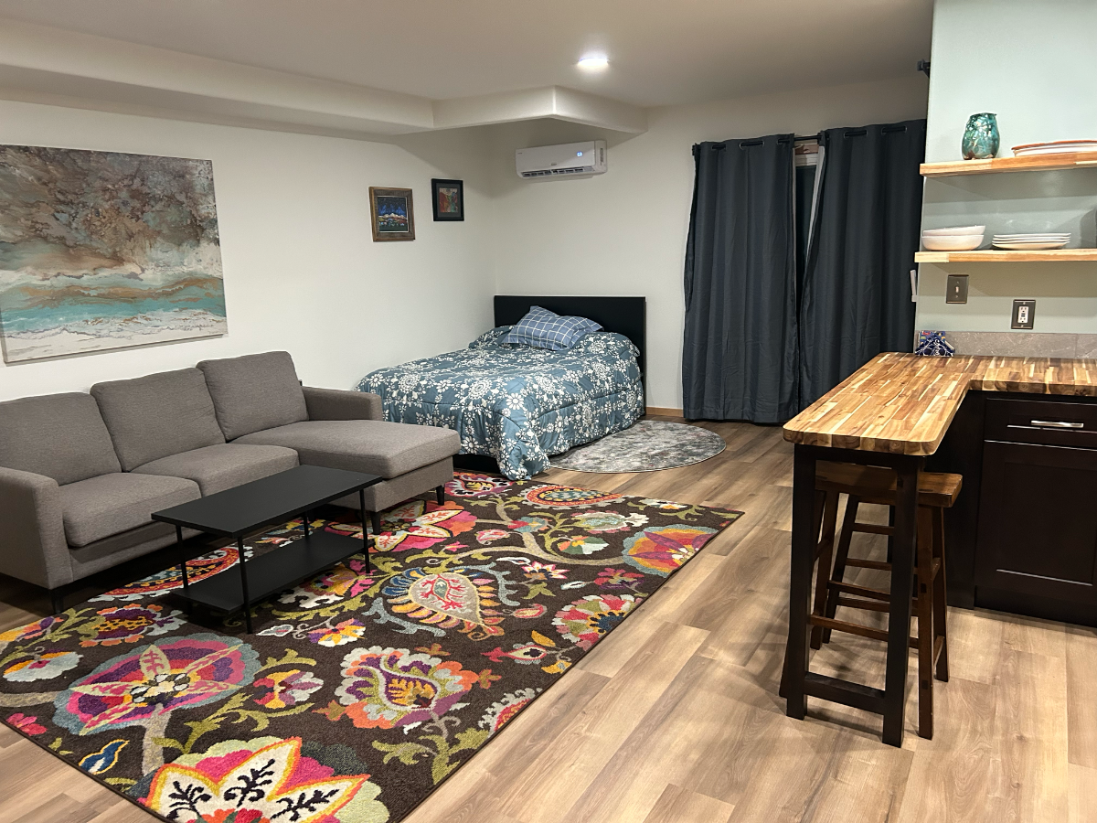New Studio Apartment - Photo 6