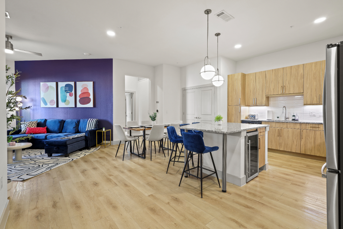 Spacious 2BR / 2 King Beds / Pool & Fitness Access - 2nd floor - Photo 7