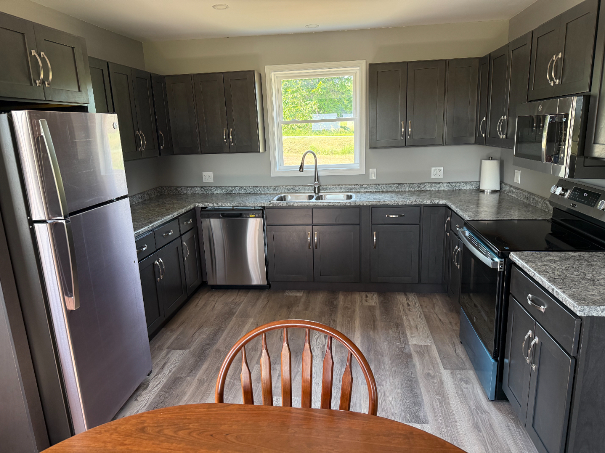 TKW Farms - New Charming 2 Bedroom Duplex - Photo 1