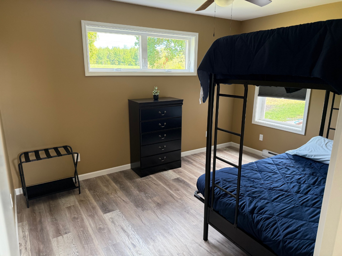 TKW Farms - New Charming 2 Bedroom Duplex - Photo 5