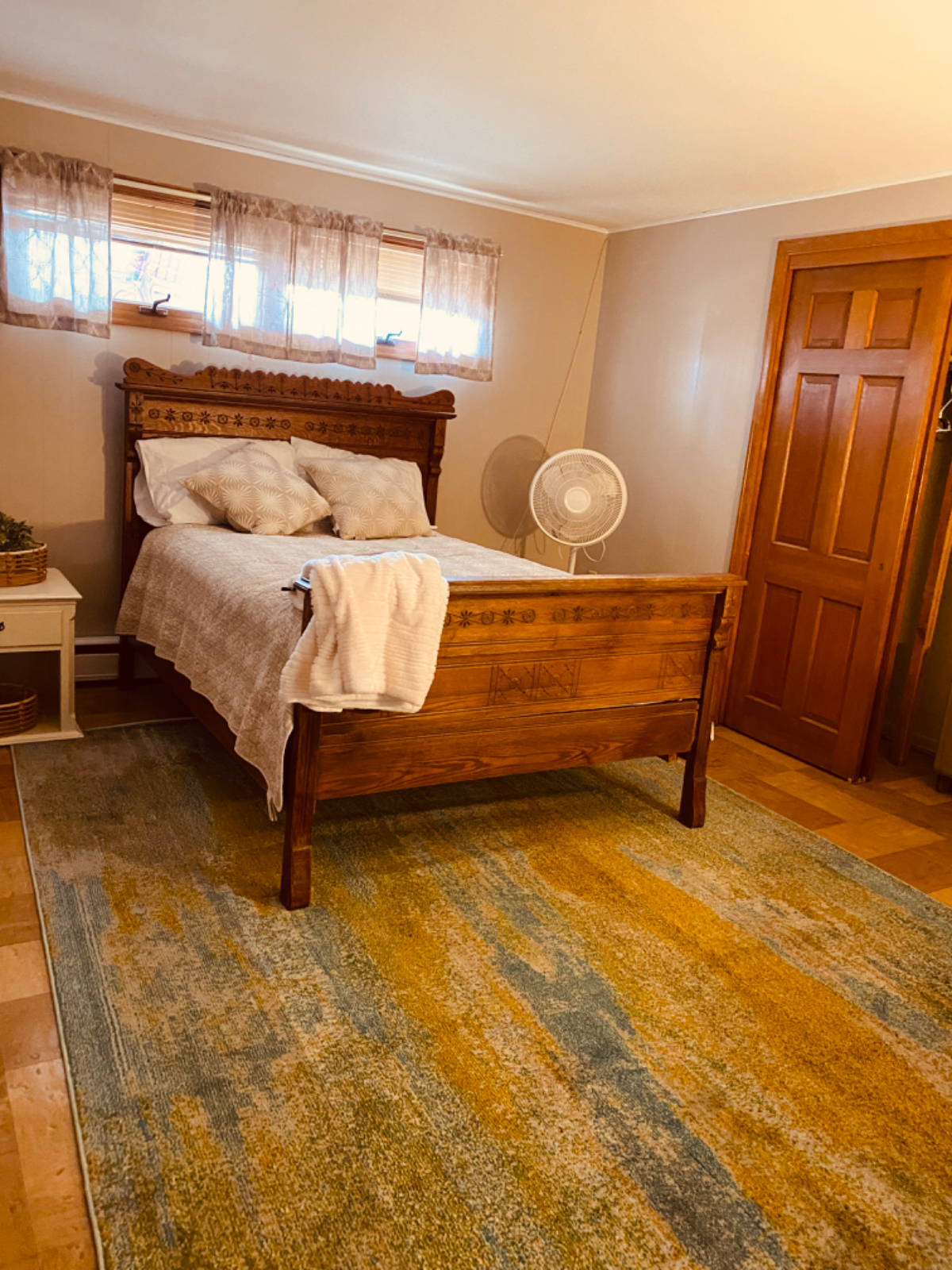 Saratoga County Farmhouse - Photo 7
