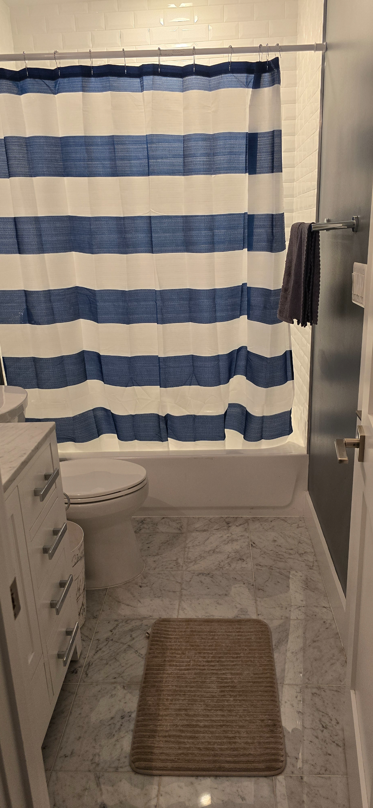 DC Room with Private Bath- Peaceful Home for Working Professionals - Photo 7