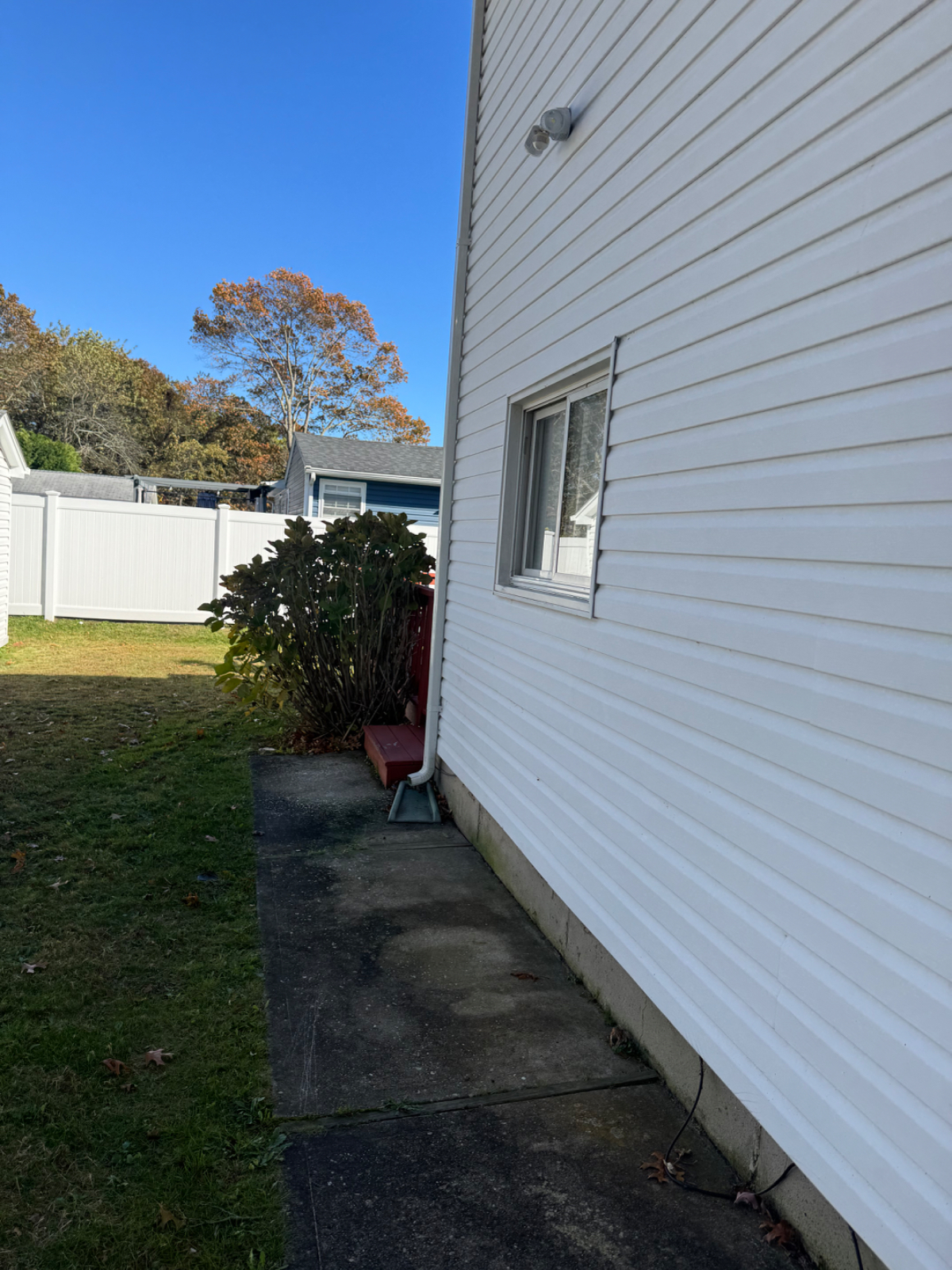 Private Entrance Serene Cozy 1 Bedroom Apartment minutes to beach - Photo 9