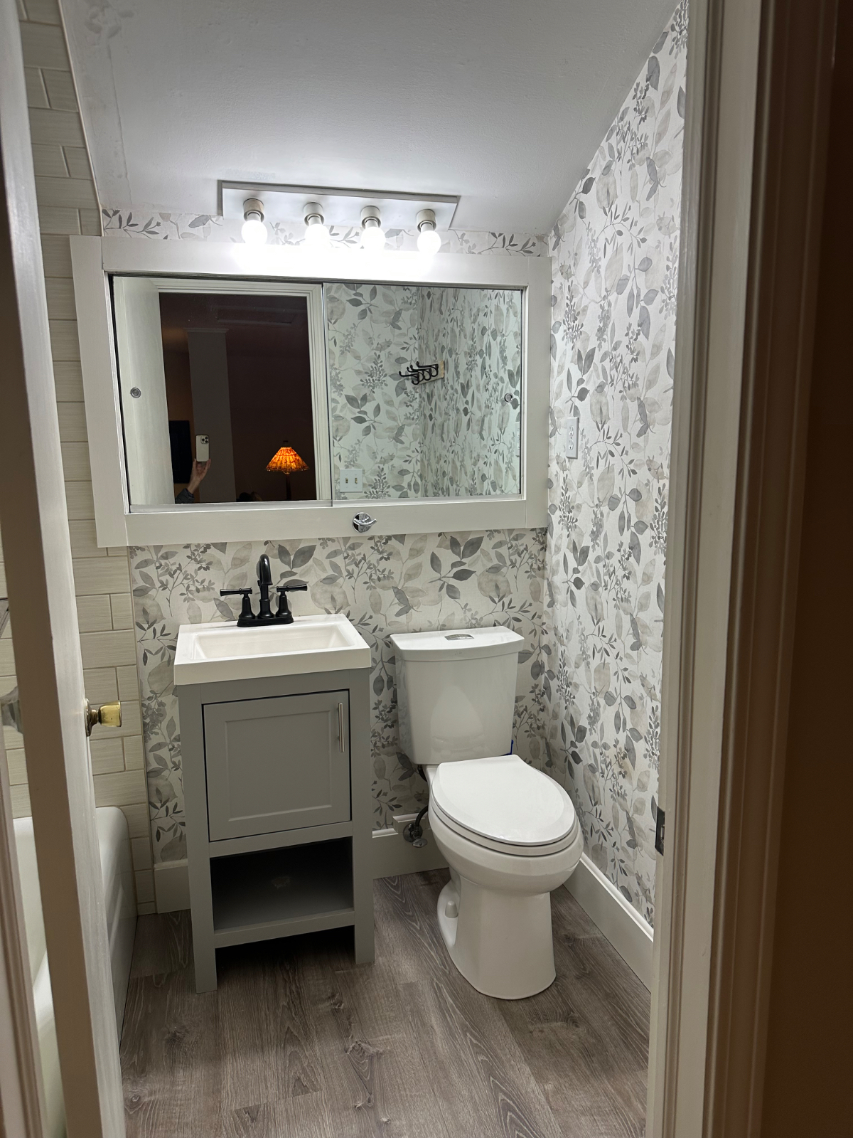 Lovely 1 Bedroom Apt. In Historic Jericho Home. - Photo 10