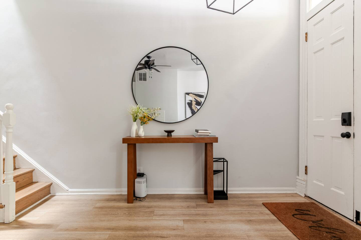 Spacious, Modern 3 Bedroom Retreat in the Heart of Shaw, All Utilities Included - Photo 7