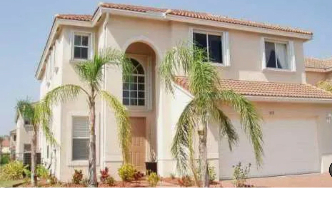 Furnished Home in Gated Community 3 Bedroom 2.5 Bathrooms