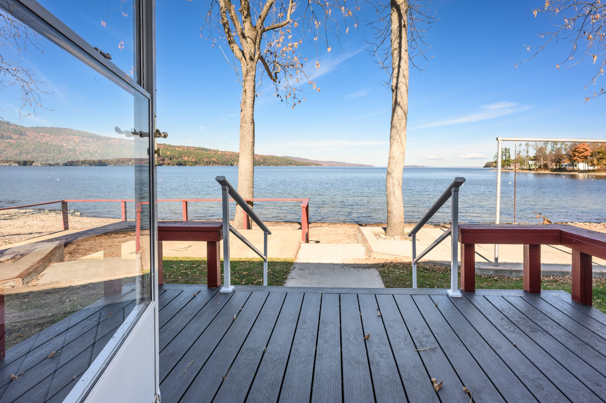 Waterfront Home on Lake Champlain - Photo 8