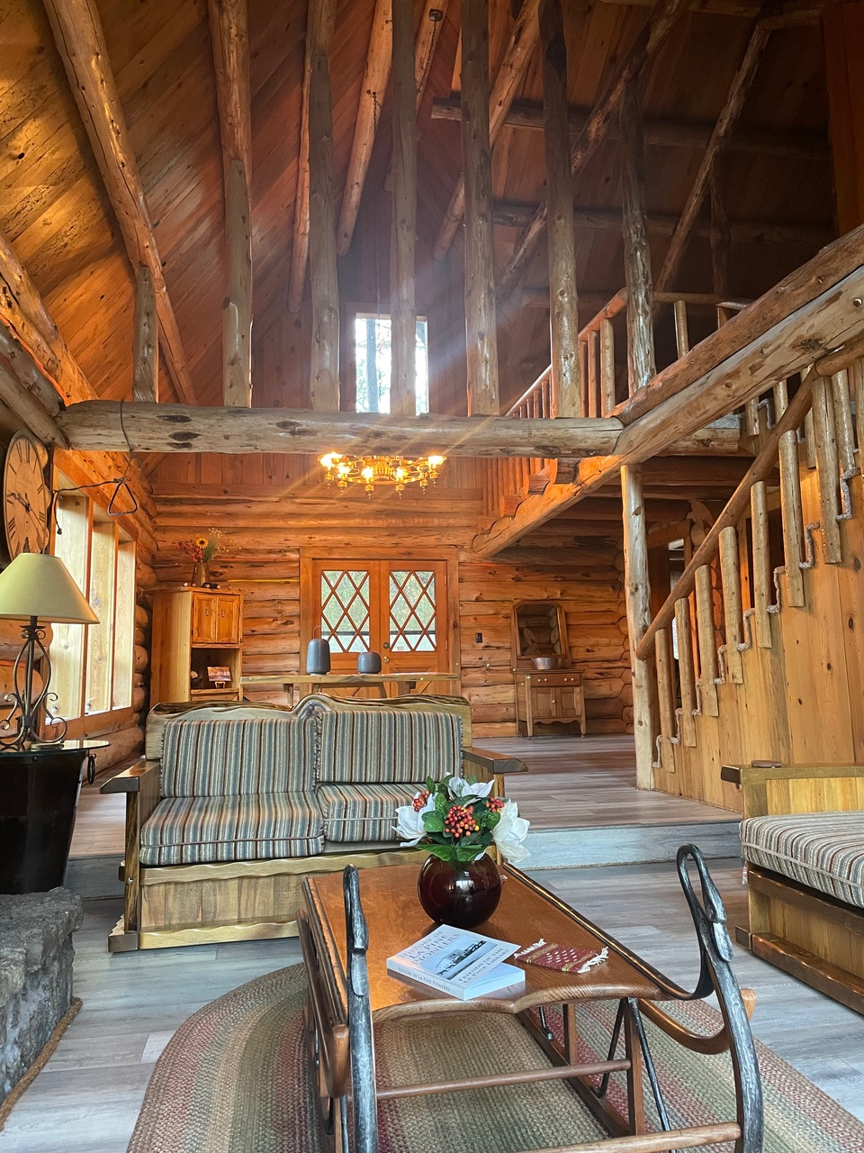 Luxury Log Home Retreat - 3BR/2BA w/ Loft Area & Outdoor Space, Near Lakes, Trails & Skiing - Photo 5