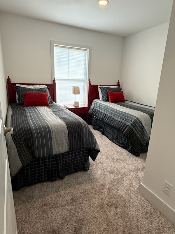 Furnished 3BR/2BA New Build with Patio & Deck - Walkable, Near Hospital, Perfect for Traveling Profe - Photo 10