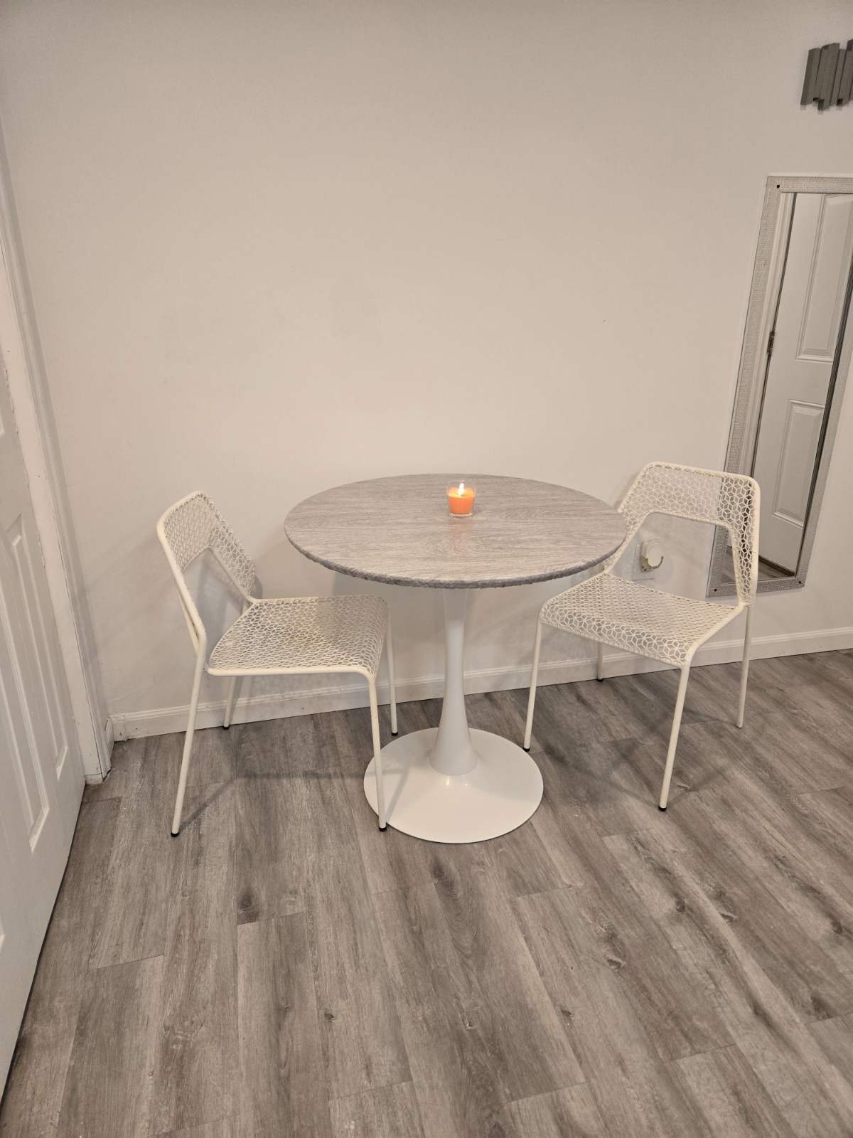 Detached Studio - Photo 12