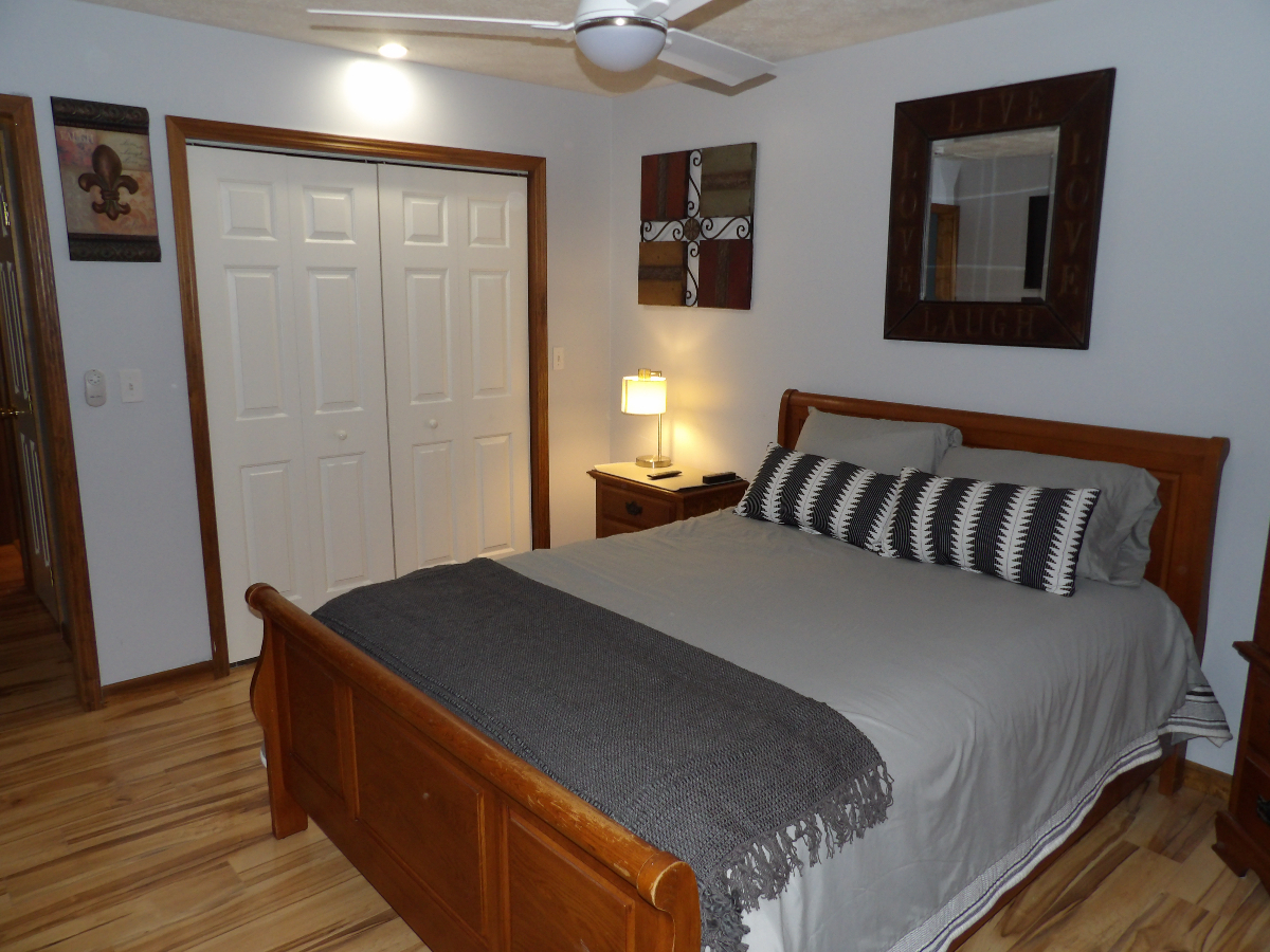 Cozy 1BR Apt in Nitro, WV. Ideal for solo traveler, couples, or business guests - Photo 9