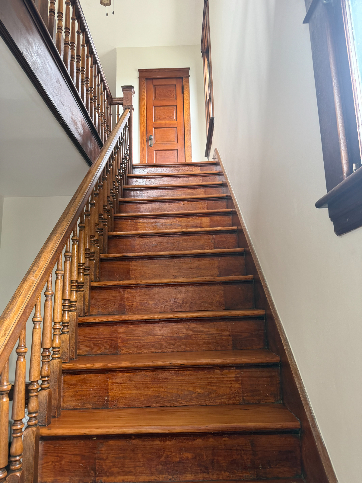 Historic Riverfront Home with Skyline Views,  Brand new modern Kitchen, and Loft Space - Photo 12