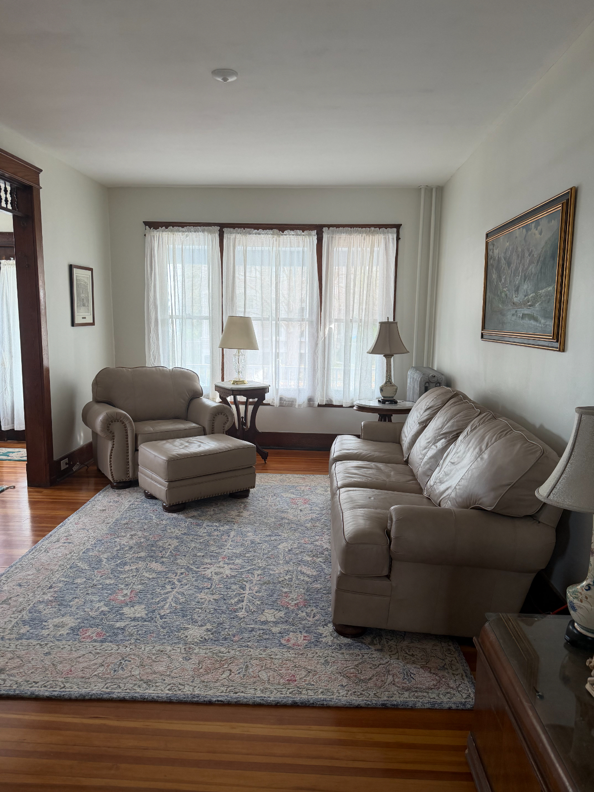 Historic Riverfront Home with Skyline Views, Brand new modern Kitchen, and Loft Space - Photo 5