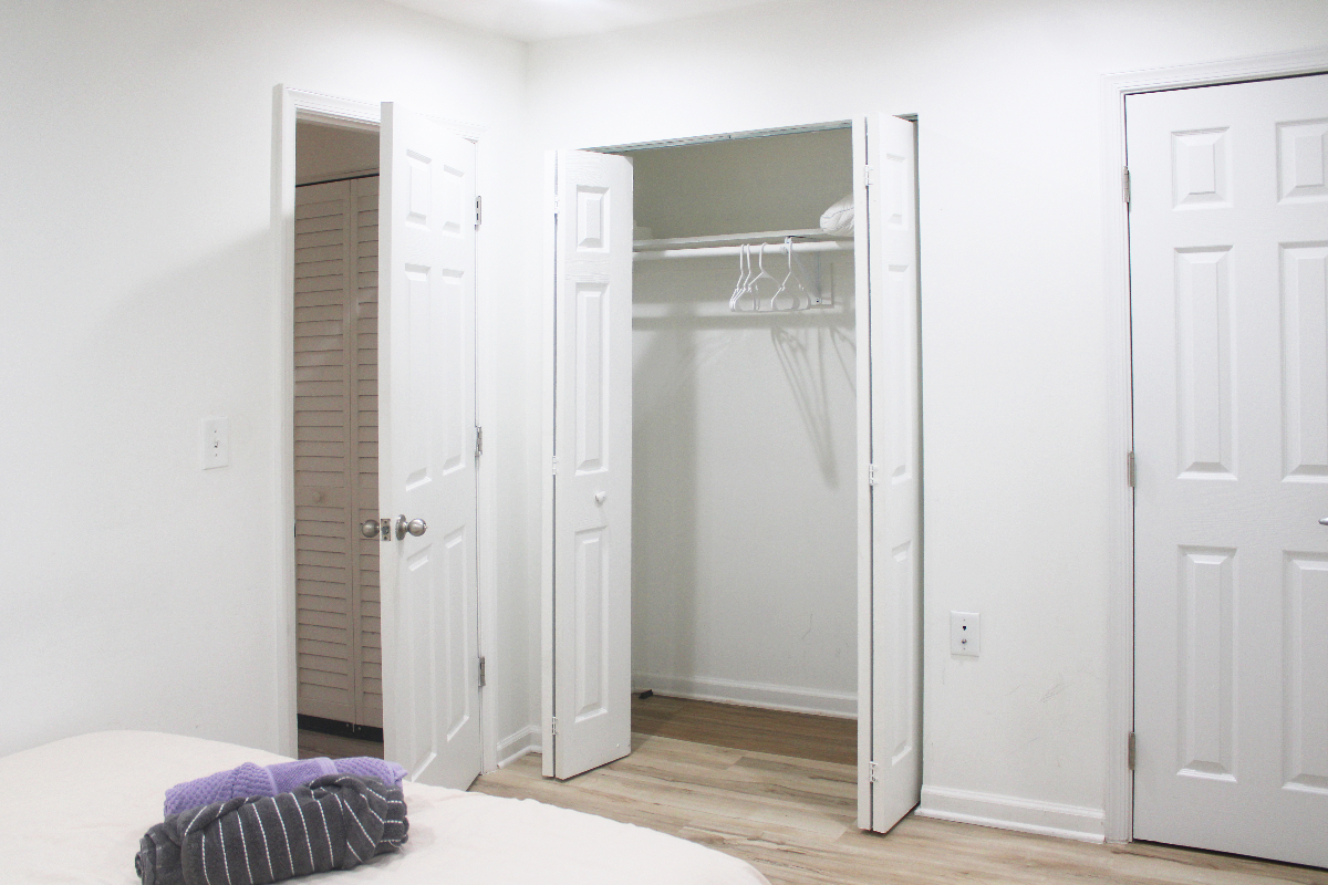 Bright & Modern 2BD/1BTH Apartment for Rent - Photo 8