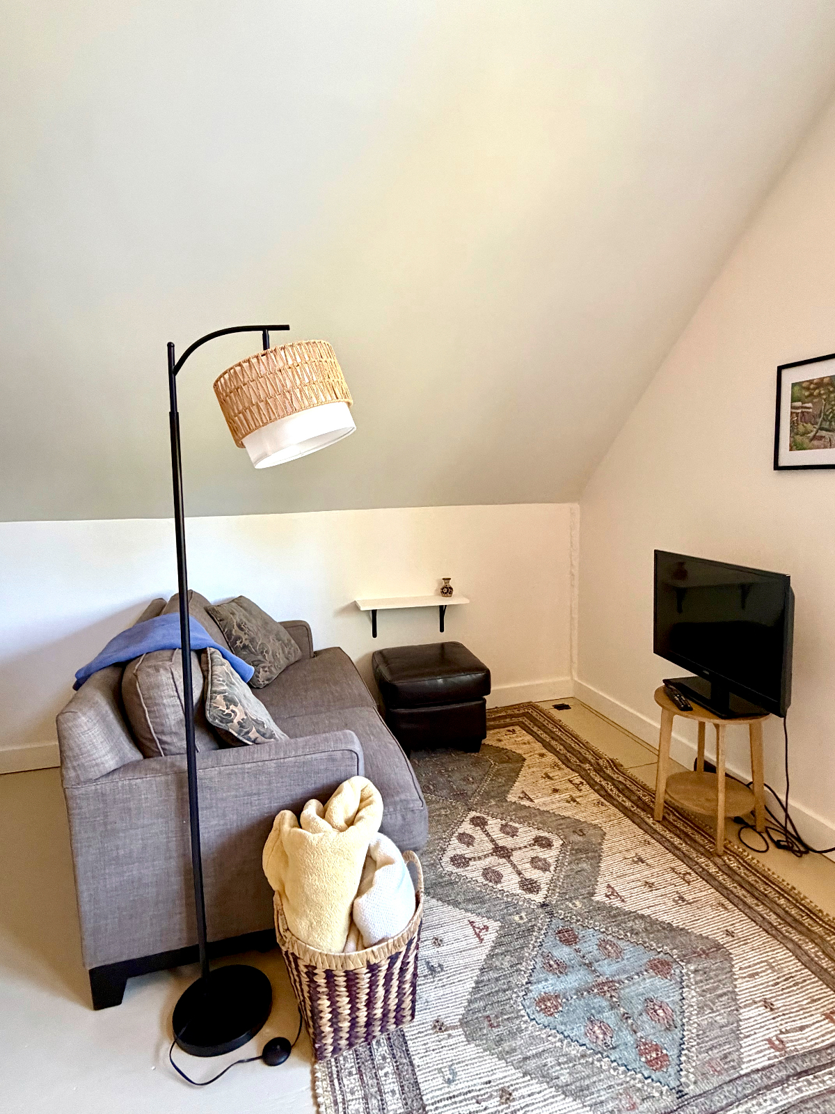 Studio apartment in Plainfield, VT village - Photo 11