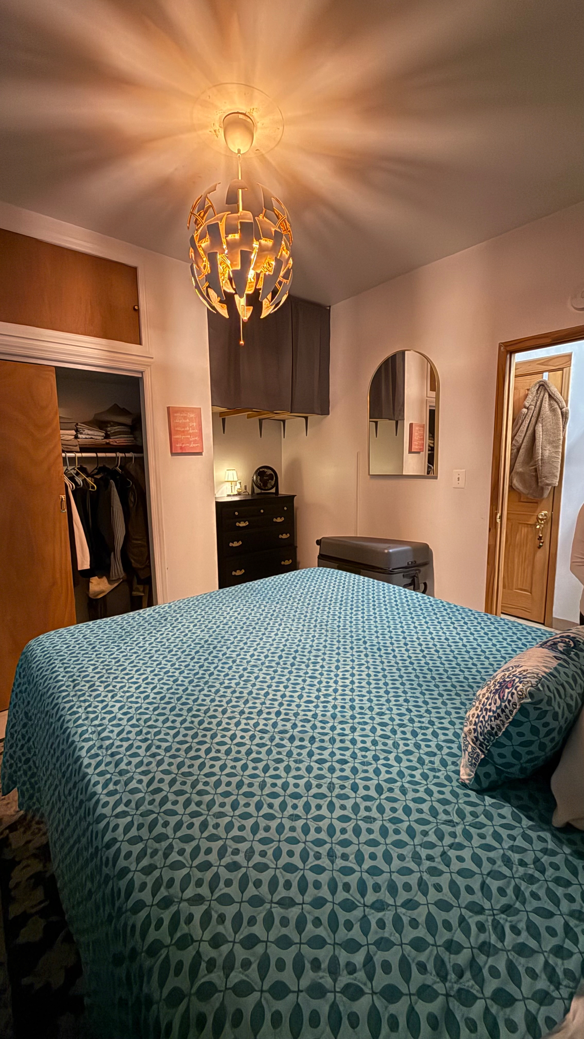 Cozy Spacious 1Bd 1Ba Astoria Park - Photo 12