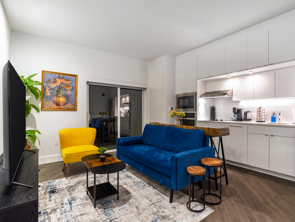Chic & Cozy Apartment in the Heart of Adams Morgan - Photo 2