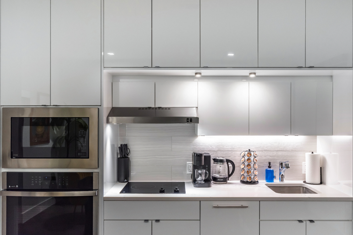 Chic & Cozy Apartment in the Heart of Adams Morgan - Photo 4