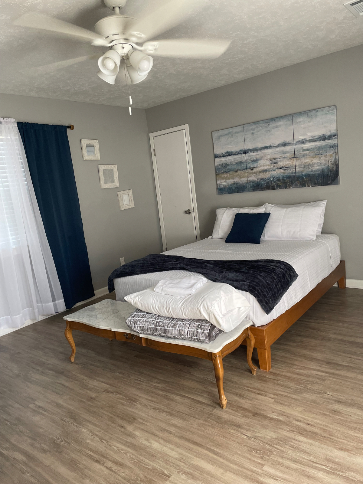 Beautiful 3/2 Bedroom Home - Photo 10