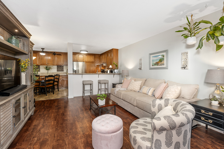 Furnished 1BR - Private Patio - Pool & Gym - Walk to Fashion Valley Mall - 10 Min to Beaches - Photo 1