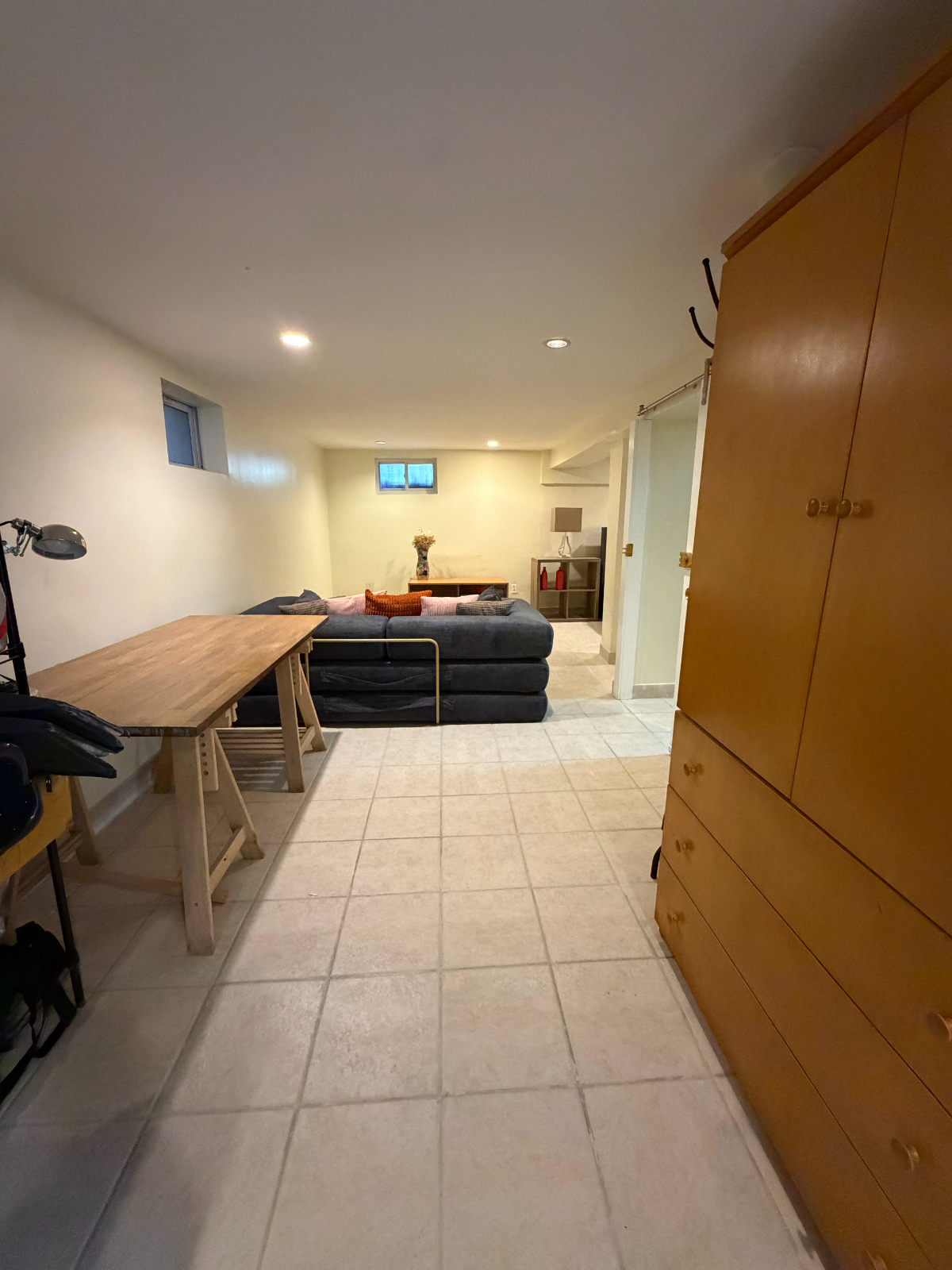 Beautifully Furnished Private Apartment with Modern Amenities - Photo 6