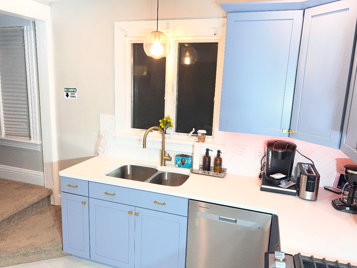 3 BEDROOM Home with Garage-walking distance from Strong Memorial Hospital - Photo 9
