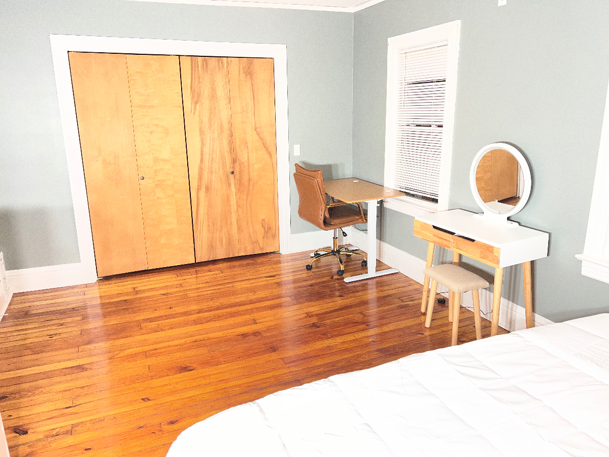 3 BEDROOM Home with Garage-walking distance from Strong Memorial Hospital - Photo 11