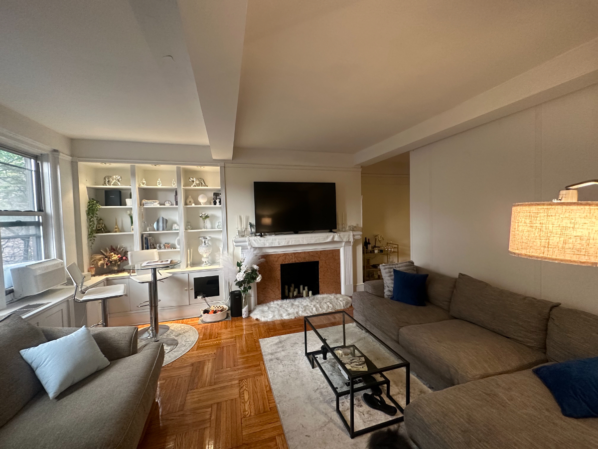 Gramercy 2 connected units- Studio $2900 available Dec 1, 3 Bedroom, 2 bath $6600 available Dec - Photo 2