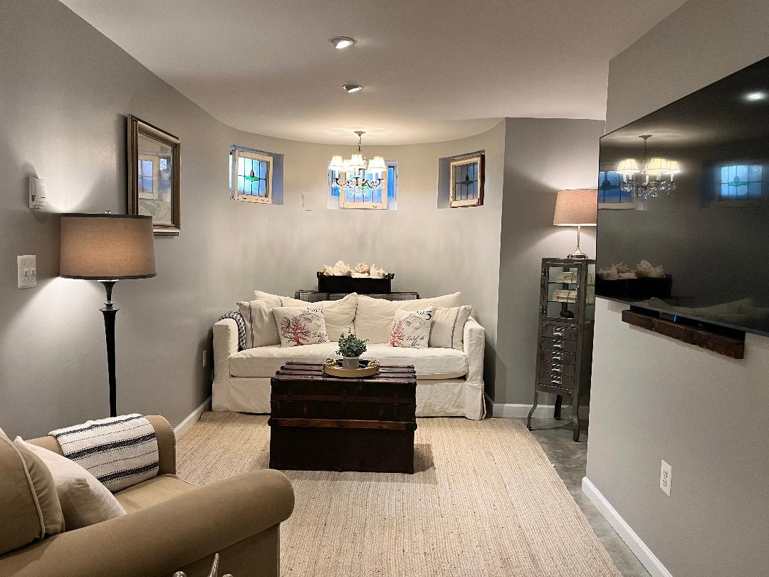 Fabulous 1 Bedroom Plus Office English Basement Apartment on Capitol Hill - Photo 6