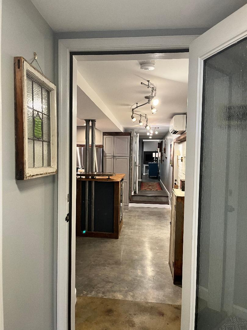 Fabulous 1 Bedroom Plus Office English Basement Apartment on Capitol Hill - Photo 8