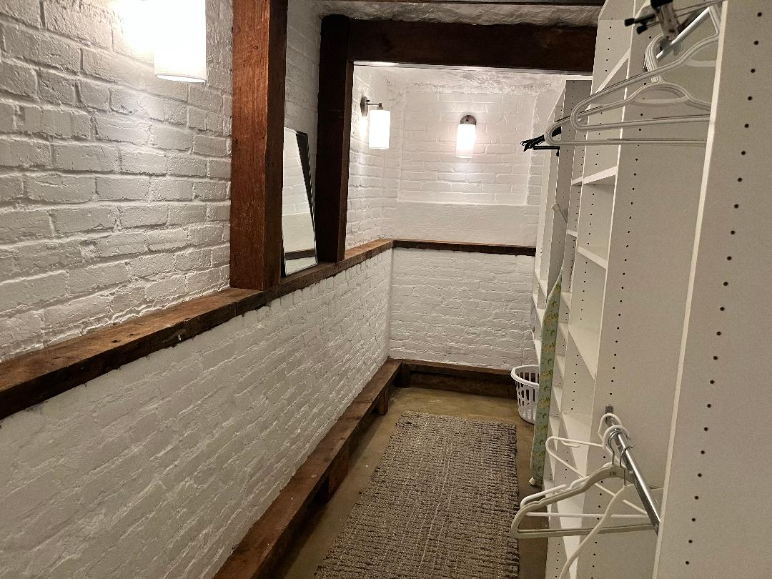 Fabulous 1 Bedroom Plus Office English Basement Apartment on Capitol Hill - Photo 9