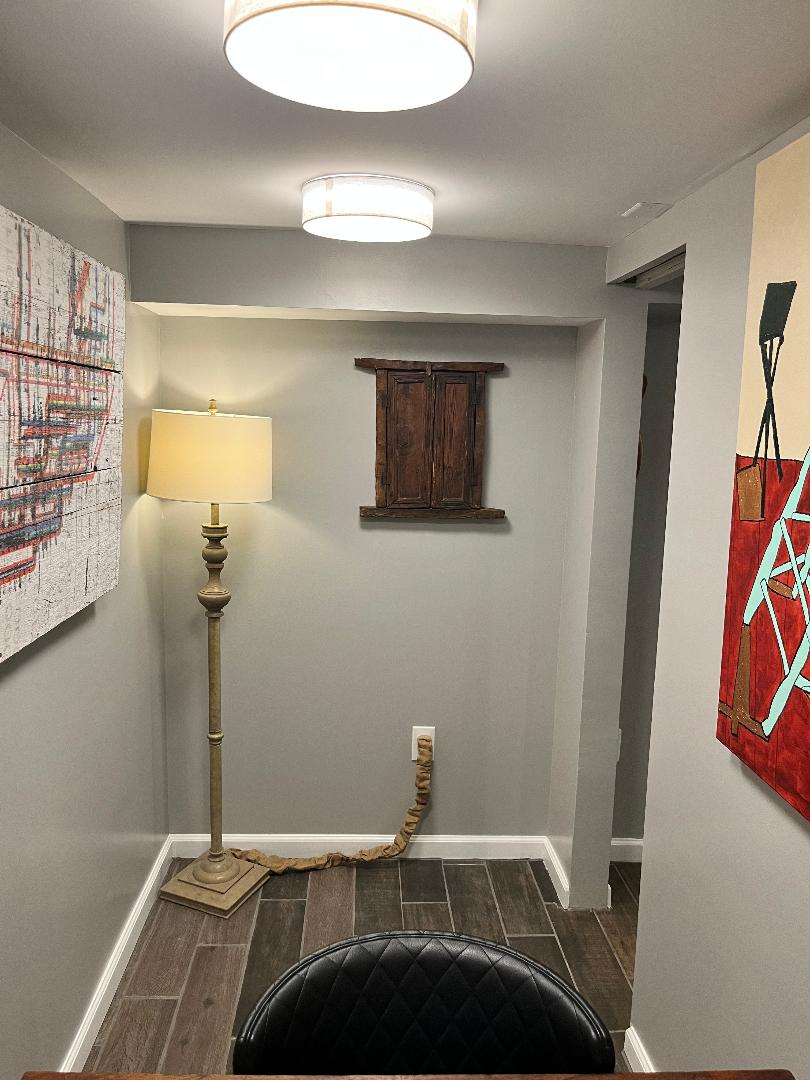 Fabulous 1 Bedroom Plus Office English Basement Apartment on Capitol Hill - Photo 10