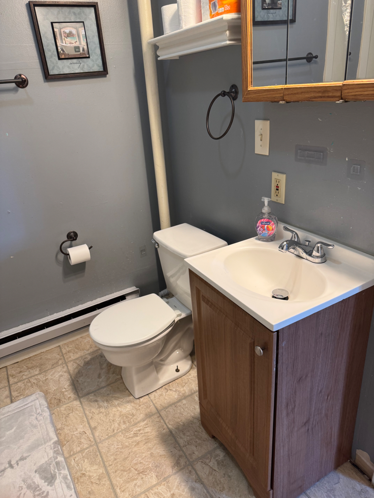 Charming apartment room in Troy. Parking and Utilities included - Photo 5