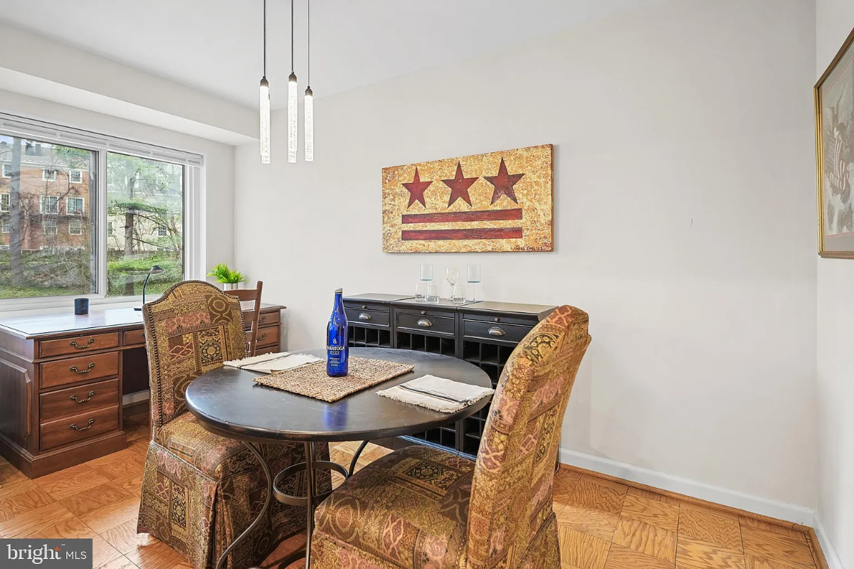 Beautiful Condo Near American University and Georgetown Parking / Utilities Included - Photo 7