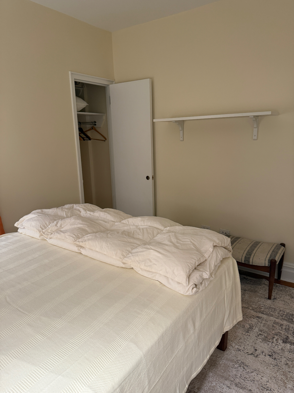 Bright And Cozy Queen Room With Full Apartment Access In Prime Location Near Top Hospitals - Photo 4