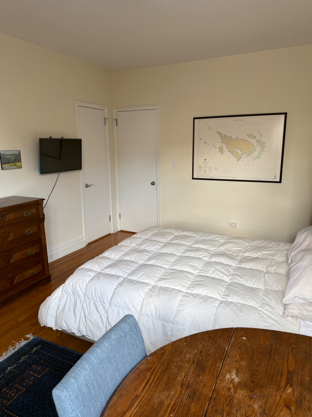 Bright And Cozy Queen Room With Full Apartment Access In Prime Location Near Top Hospitals - Photo 4