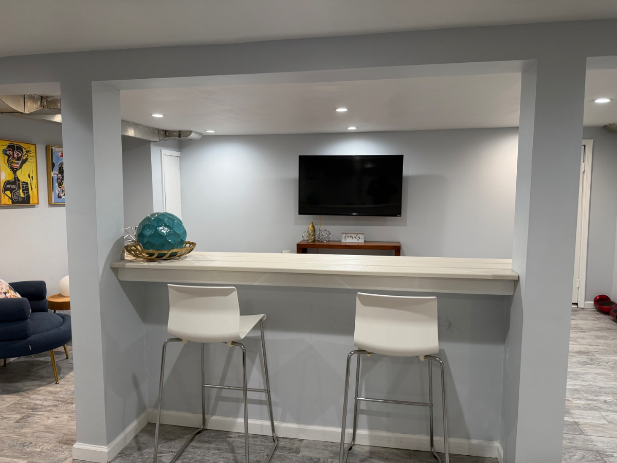 Beautiful One Bedroom - newly renovated - Photo 2